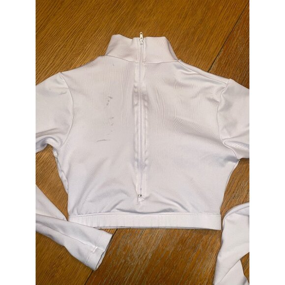 White Mock Neck Long Sleeve Crop Top With Zipper - Picture 5 of 6